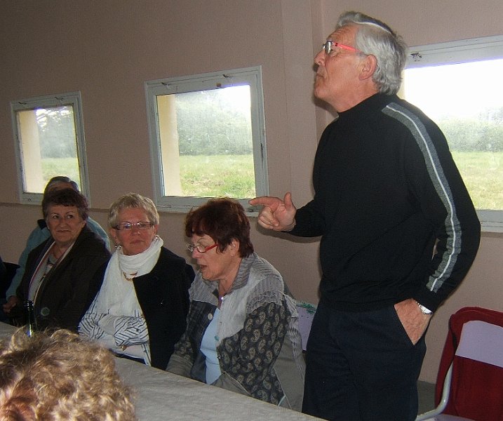 2010-05-16 46 Cruguellic La machine a laver la vaisselle.JPG